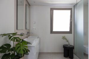 duplex penthouse with panoramic sea views in marbella (63)