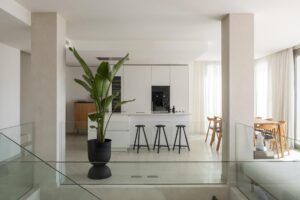 duplex penthouse with panoramic sea views in marbella (76)