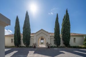 property, luxury rentals