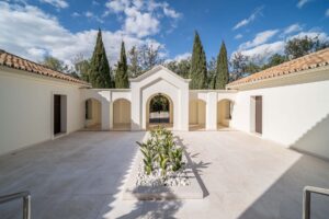 property, luxury rentals
