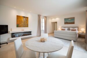 property, luxury rentals