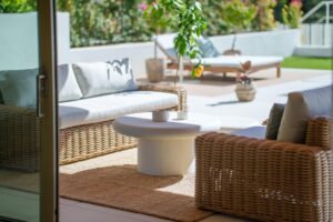 Benalus 4-Bed Duplex Apertment with 24/7 Security in Golden Mile, Marbella