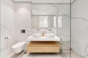 Benalus 4-Bed Duplex Apertment with 24/7 Security in Golden Mile, Marbella