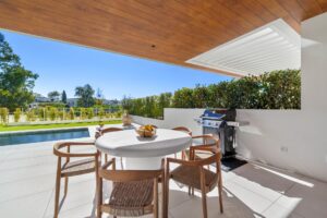 Benalus 4-Bed Duplex Apertment with 24/7 Security in Golden Mile, Marbella