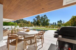 Benalus 4-Bed Duplex Apertment with 24/7 Security in Golden Mile, Marbella