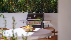 Benalus 4-Bed Duplex Apertment with 24/7 Security in Golden Mile, Marbella