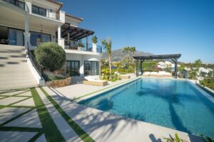 Infinity pool - Luxury Villa Los Naranjos, Nueva Andalucía, Marbella, Spain (11)