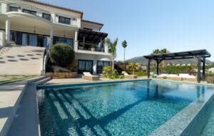 Infinity pool - Luxury Villa Los Naranjos, Nueva Andalucía, Marbella, Spain (16)