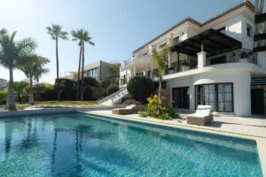 Infinity pool - Luxury Villa Los Naranjos, Nueva Andalucía, Marbella, Spain (21)
