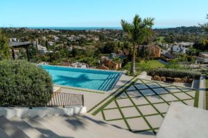 Infinity pool - Luxury Villa Los Naranjos, Nueva Andalucía, Marbella, Spain (8)