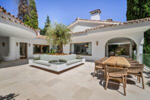 luxury villa sadiye in golden mile marbella (68)