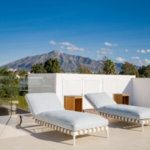 casa vilik rear view