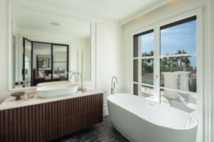 villa sunrise bathroom b