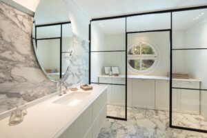 villa sunrise bathroom c