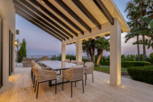 Villa Siempre Viva - Terrace at Dusk