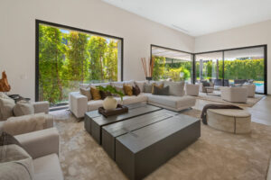 Villa La Carolina Seating