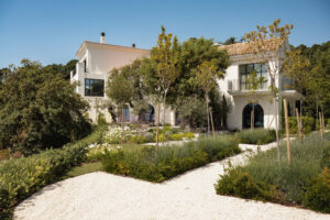 Zagaleta Driveway